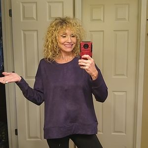🌬️💕 32 degree heat size medium plum shirt